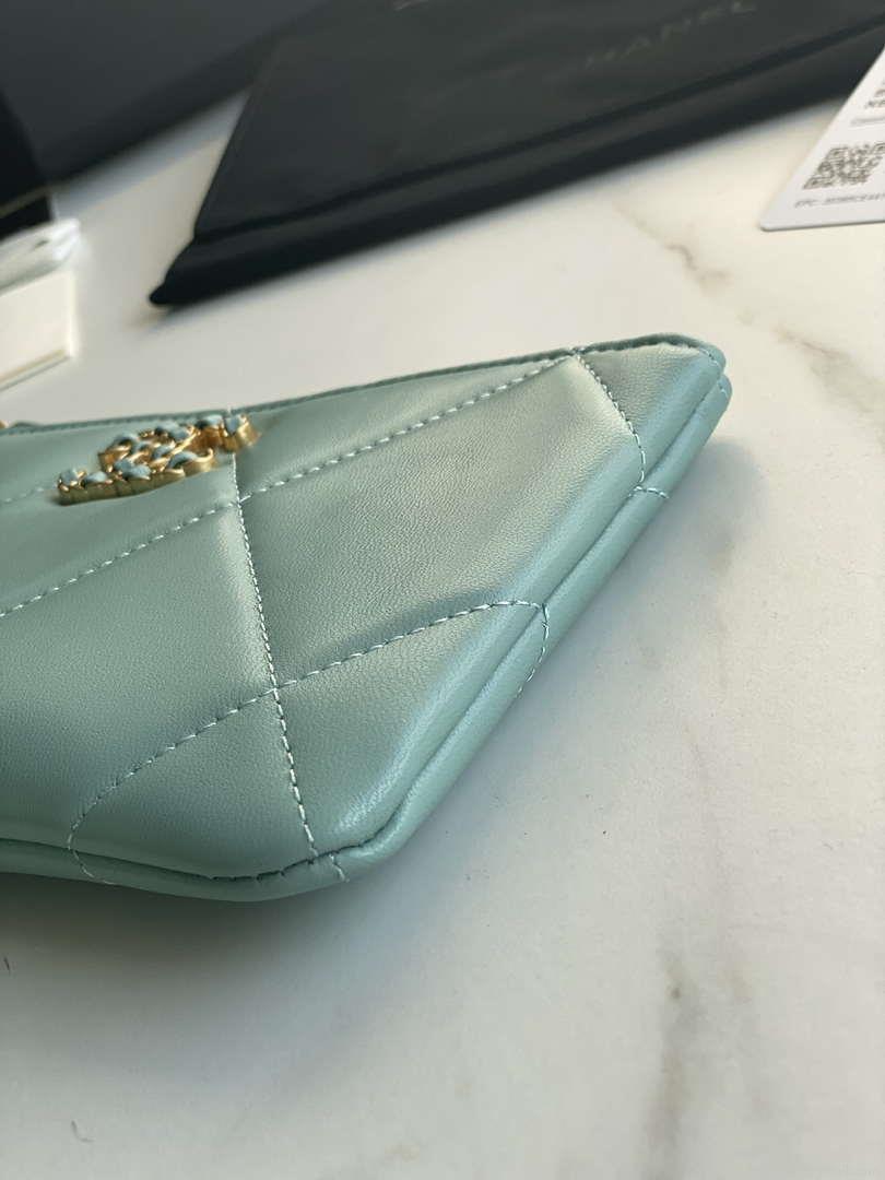 Chanel AP1059 Pouche Lambskin bag Wallet Card Holder Blue