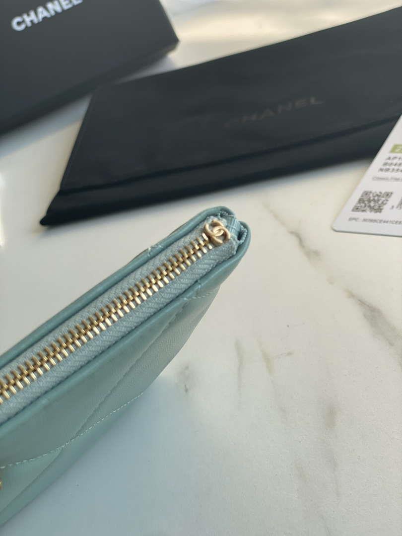 Chanel AP1059 Pouche Lambskin bag Wallet Card Holder Blue