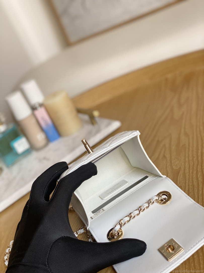 Chanel AP3020 Clutch with chain lambskip gold tone metal White