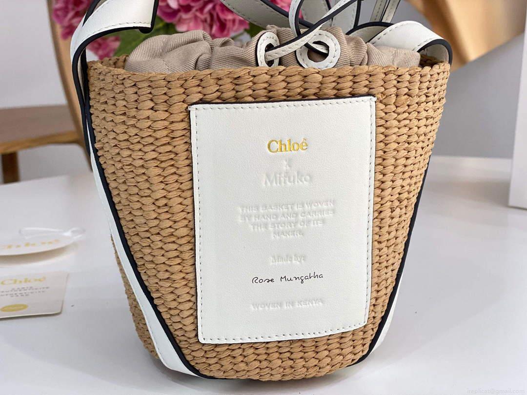 Chloé CHC22SS391G56101 Small Basket Tote Bag White