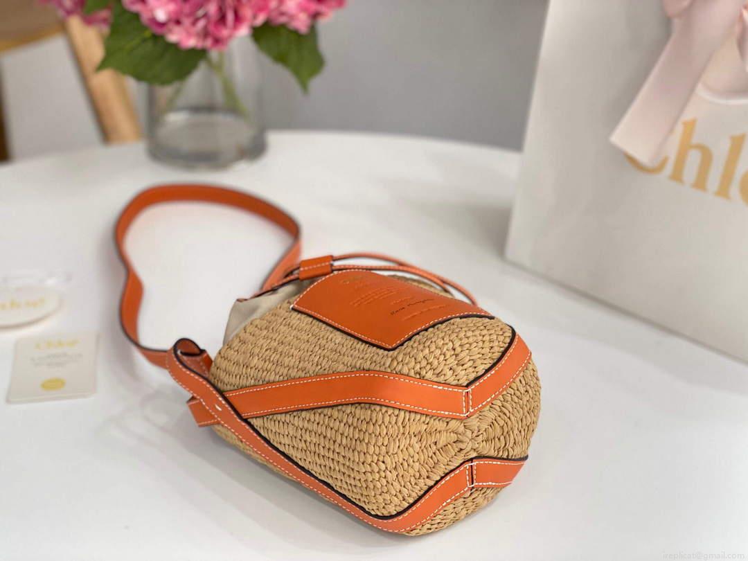 Chloé CHC22SS391G56101 Small Basket Tote Bag Orange