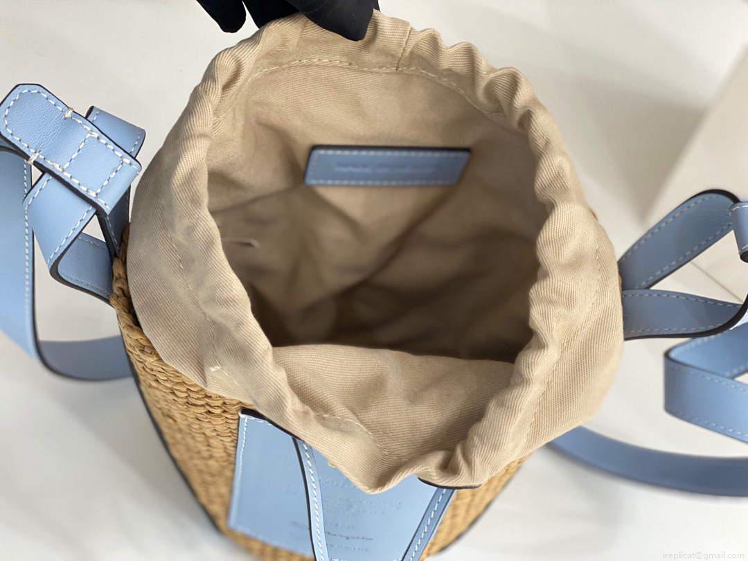 Chloé CHC22SS391G56101 Small Basket Tote Bag Blue
