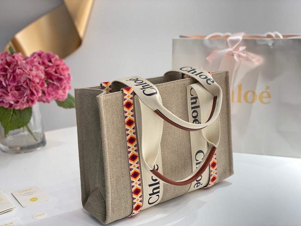 Chloe 383G4227S Medium Woody Tote Bag in Cotton Canvas Orange