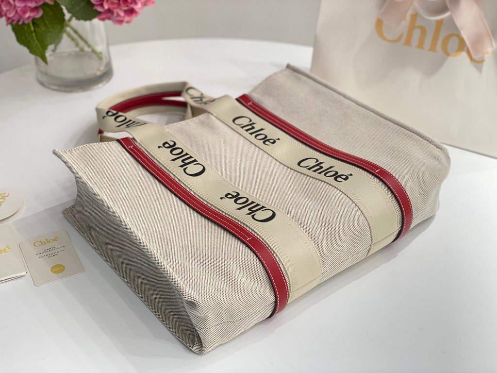 Chloe 382E6690U Large Woody Tote Bag Red