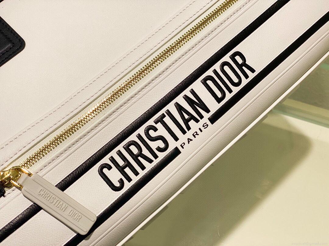 Dior M6202 Medium Dior Vibe Zip Bowling Bag White Smooth Calfskin