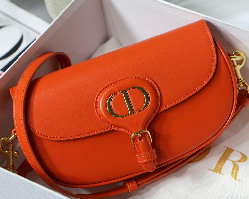 Dior M9327 dior Bobby bag East West Box Calfskin Orange