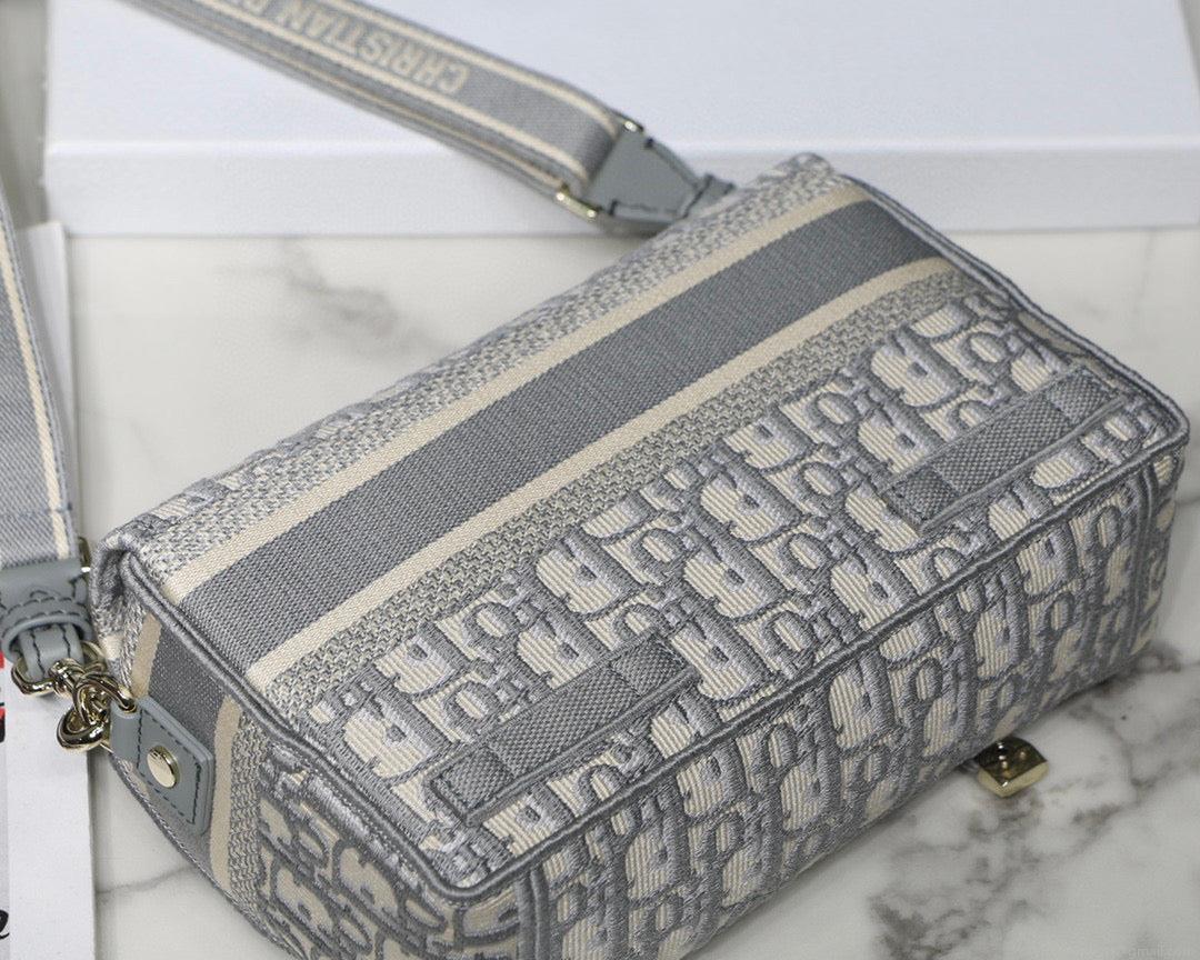 Dior M1241 Small Diorcamp Bag Gray Dior Oblique Embroidery