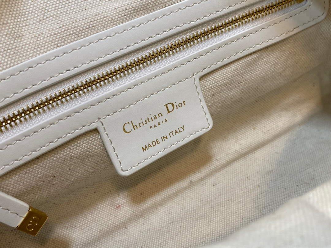 Dior M6209 Small Vibe Zip Bowling Bag White and Blue Smooth Calfskin