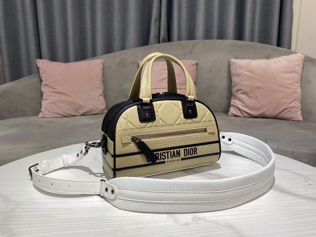 Dior M6202 Medium Vibe Zip Bowling Bag Apricot