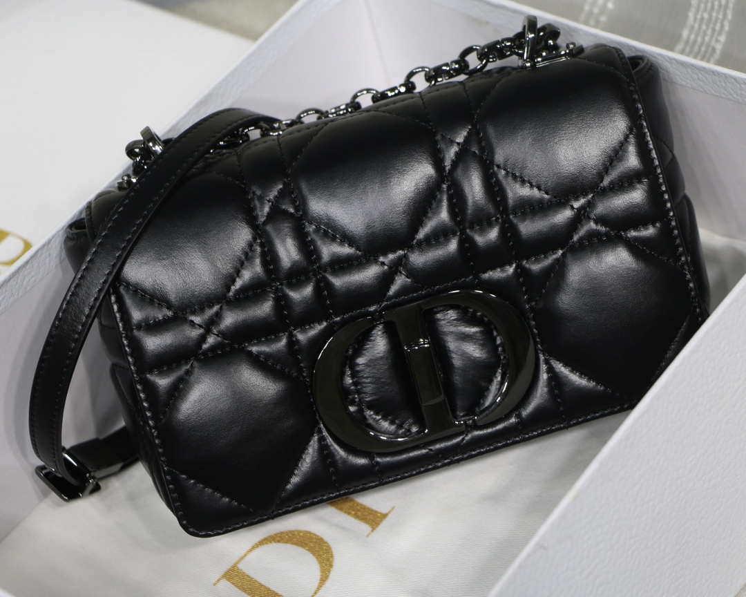 Dior M9241 Small Quilted Macrocannage Calfskin Black
