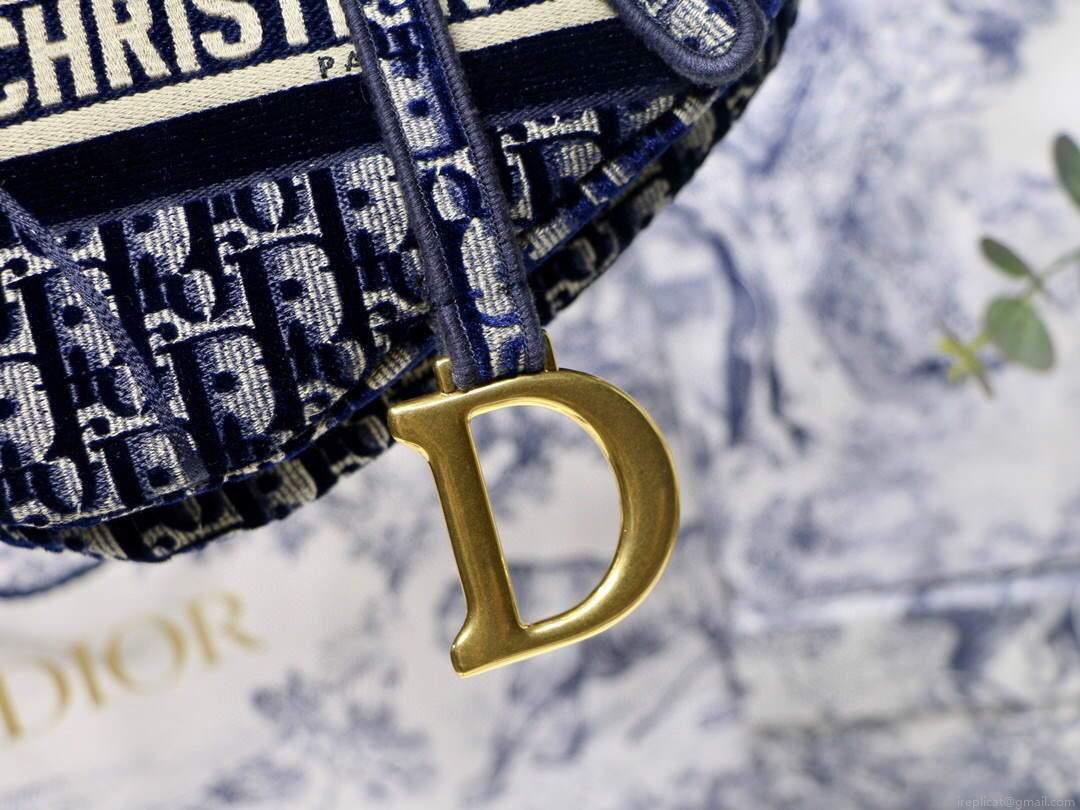 Dior M0446 Dior Saddle Bag Blue Dior Oblique Embroidery