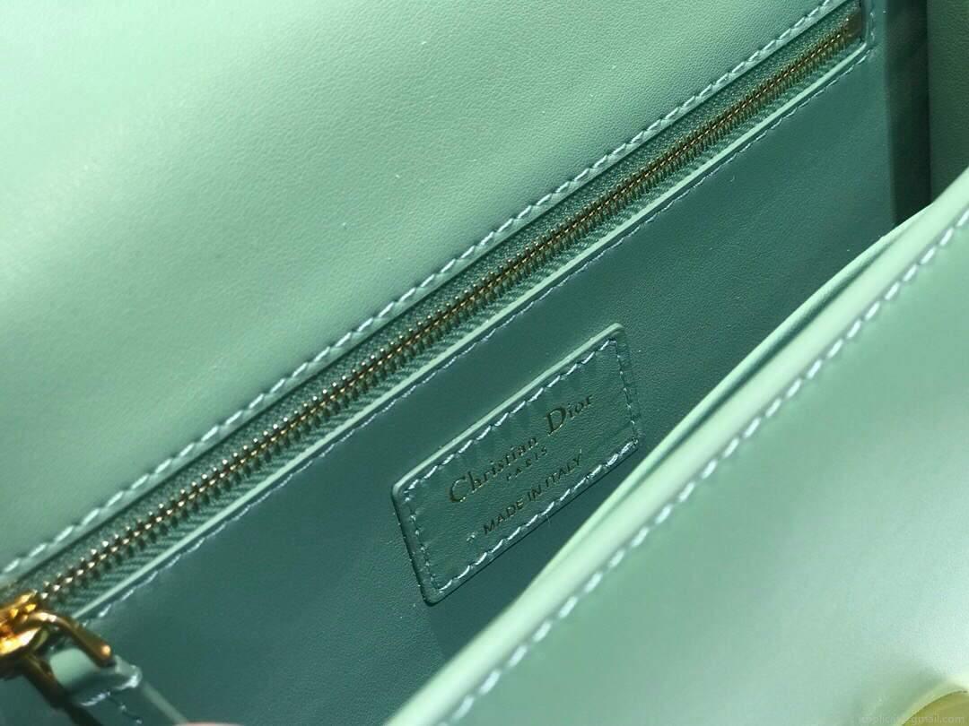 Dior M9204 Dior 30 Montaigne Box Bag Green Box Calfskin