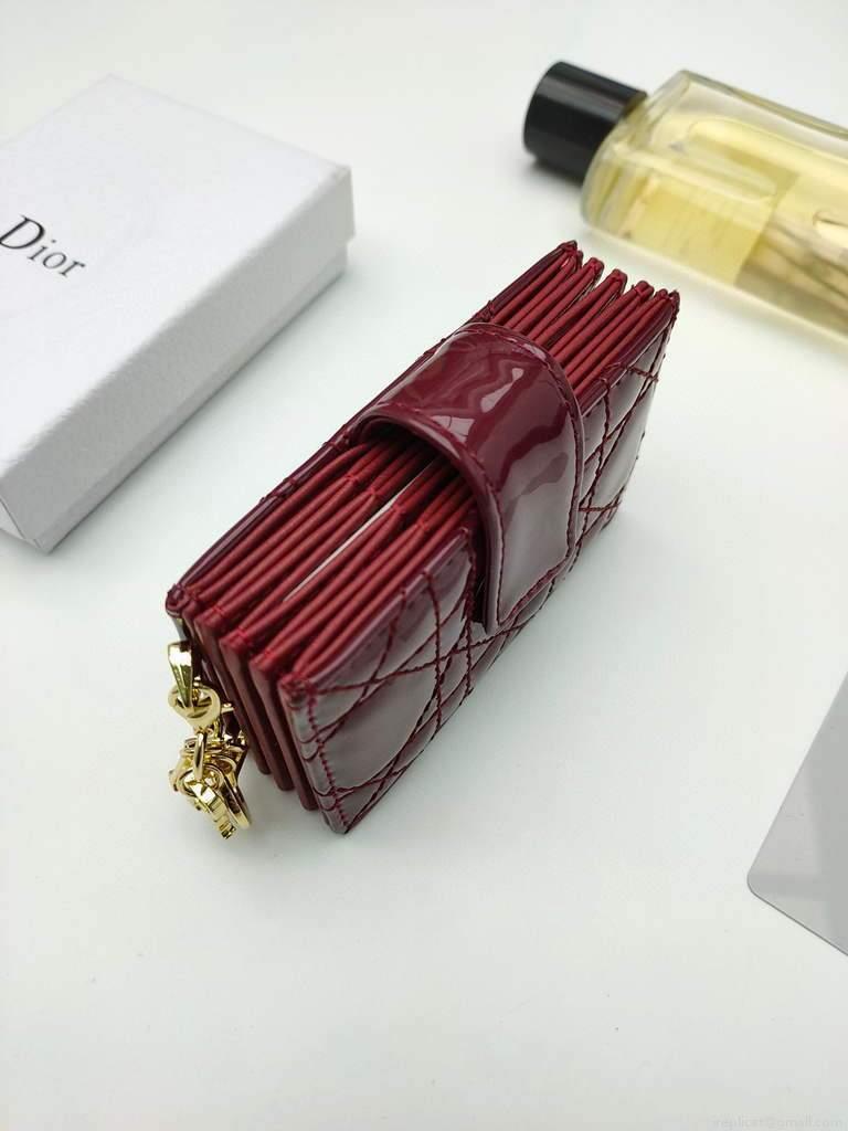 Dior S0074 Wallet Lady dior 5-Gusset card holder Wind Red Patent Cannage Calfskin
