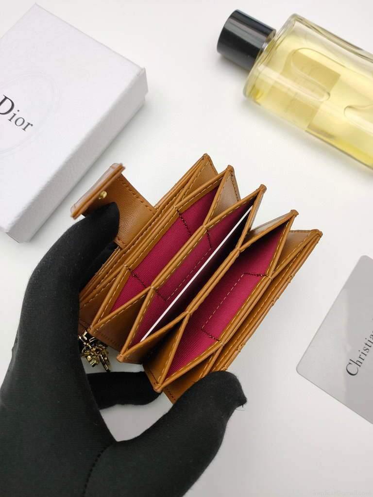 Dior S0074 Wallet Lady dior 5-Gusset card holder Brown Patent Cannage Calfskin