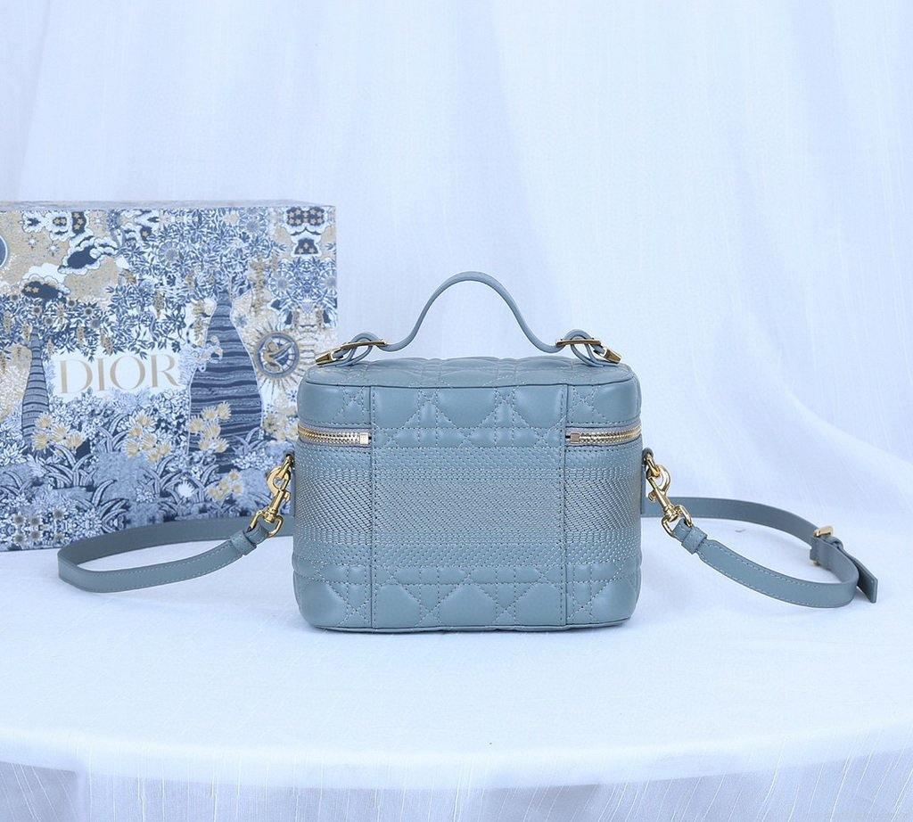 Dior S5488 Small Diortravel Vanity Case Lambskin Blue