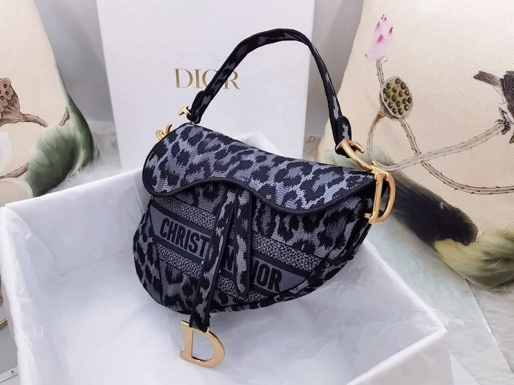 Dior M0446 Dior Saddle Bag Gray Multicolor Mizza Embroidery