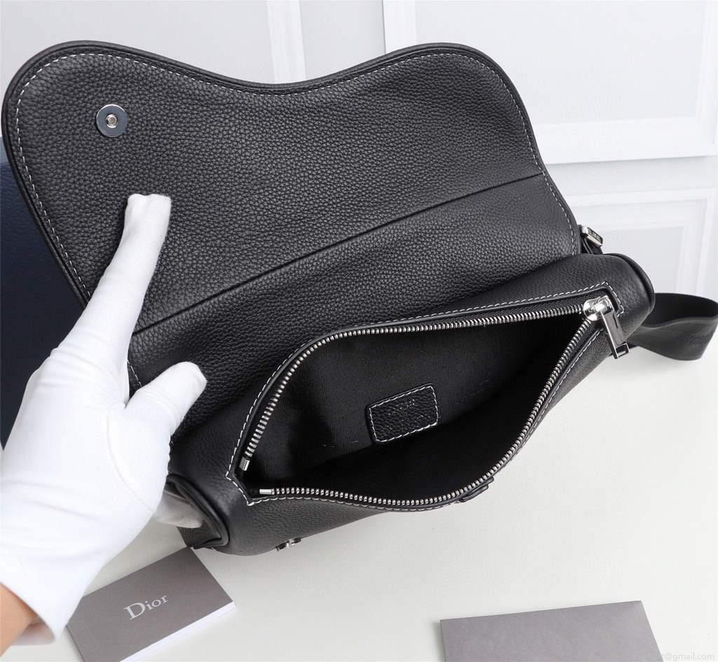 Dior 1ADPO093 Saddle Men Bag Grained Calfskin Black