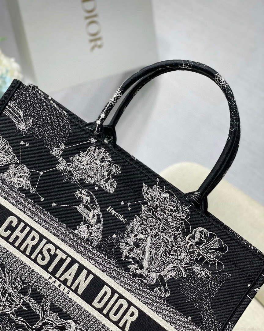 Dior M1286 Large Book Tote Black Toile de Jouy Zodiac latte embroidery