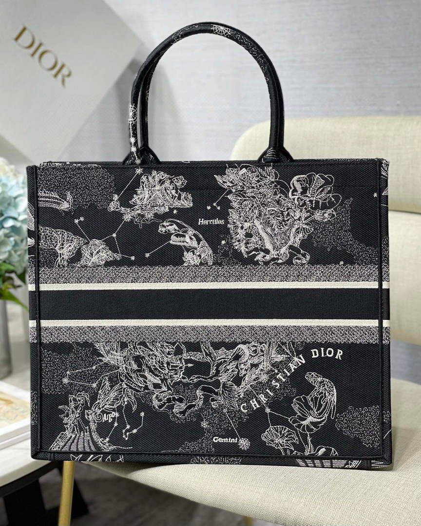 Dior M1286 Large Book Tote Black Toile de Jouy Zodiac latte embroidery
