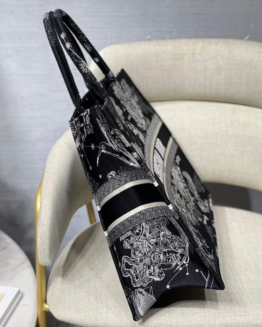 Dior M1286 Large Book Tote Black Toile de Jouy Zodiac latte embroidery