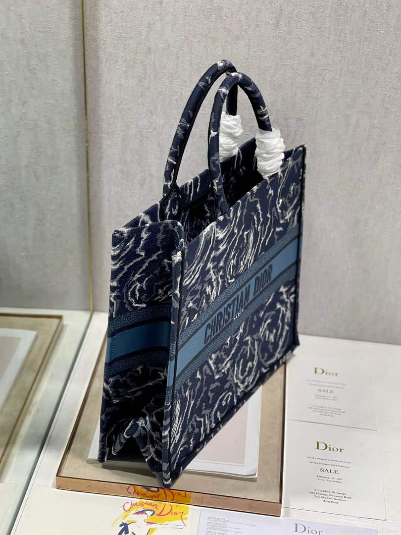 Dior M1286 Large Book Tote Blue Dior Roses embroidery