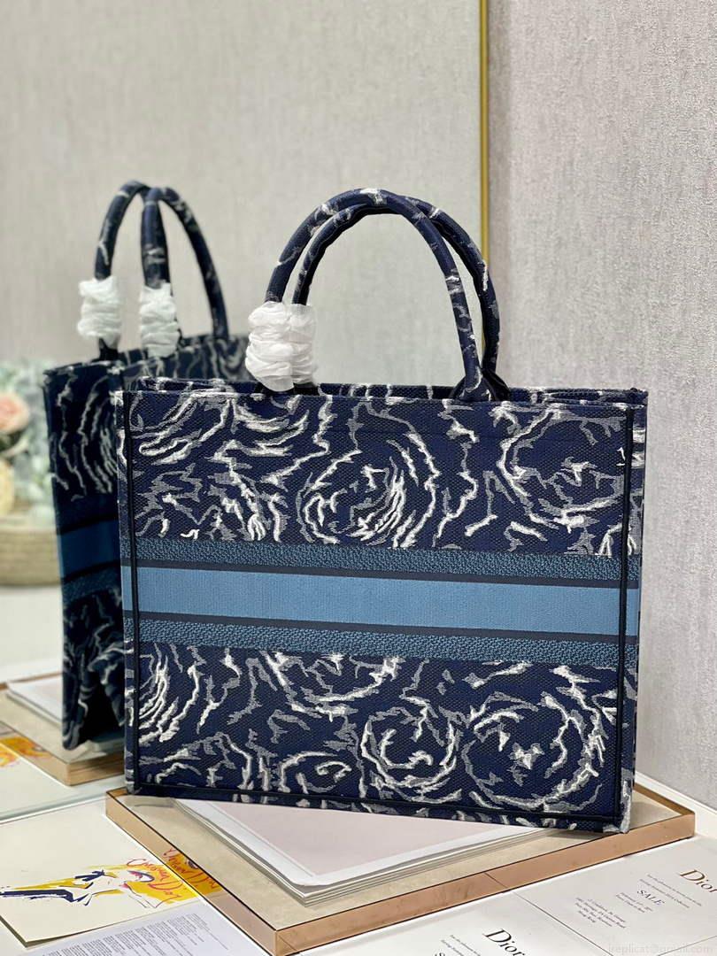 Dior M1286 Large Book Tote Blue Dior Roses embroidery