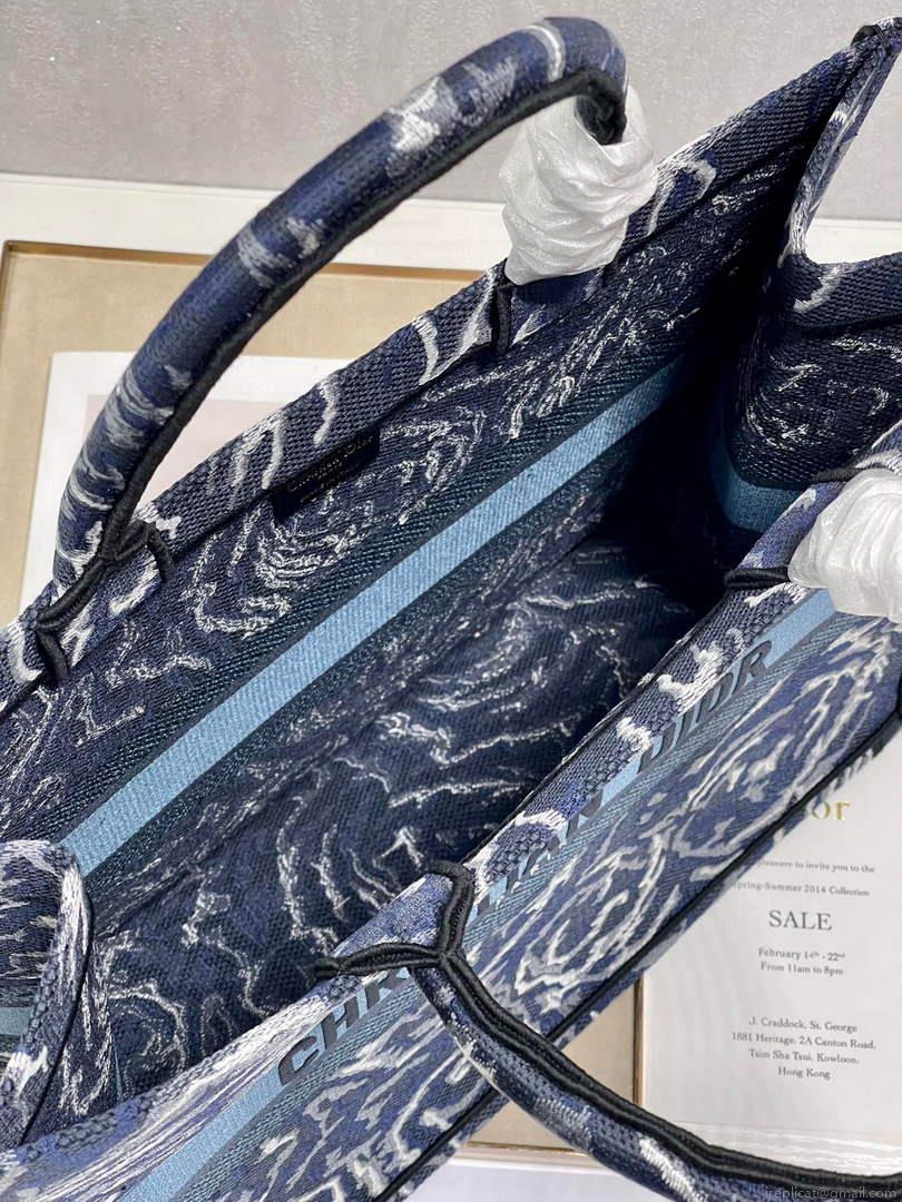 Dior M1286 Large Book Tote Blue Dior Roses embroidery
