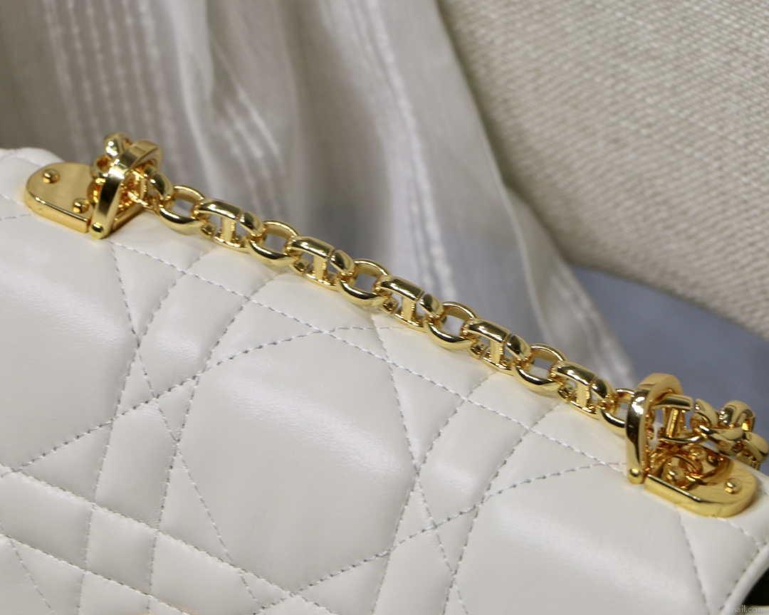 Dior M9241 Small Quilted Macrocannage Calfskin White