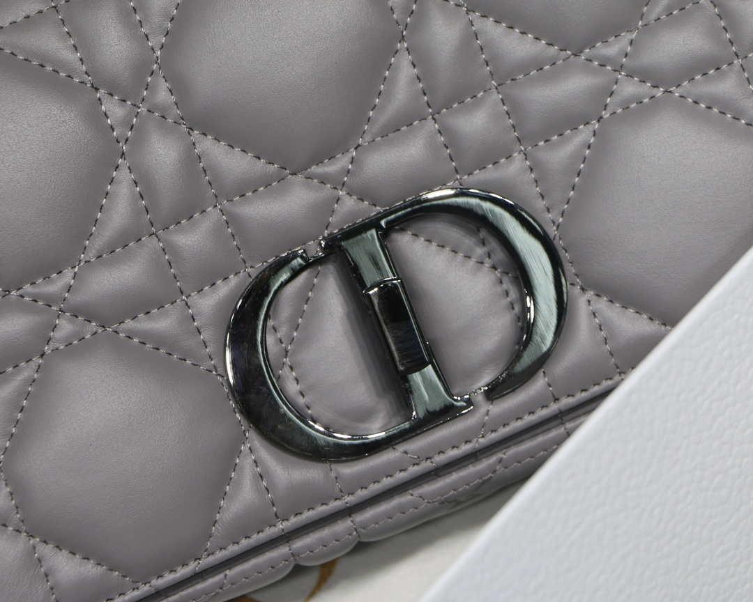 Dior M9241 Small Quilted Macrocannage Calfskin Gray
