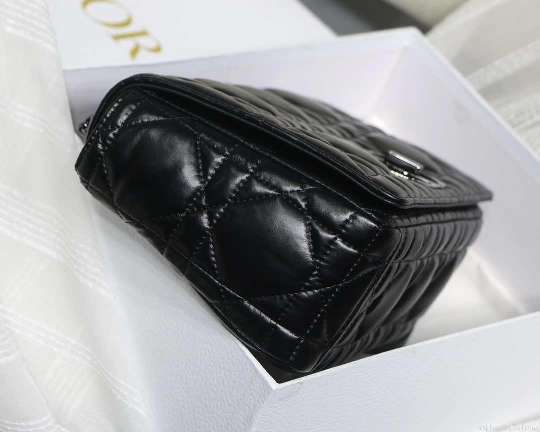 Dior M9243 Large Quilted Macrocannage Calfskin Black