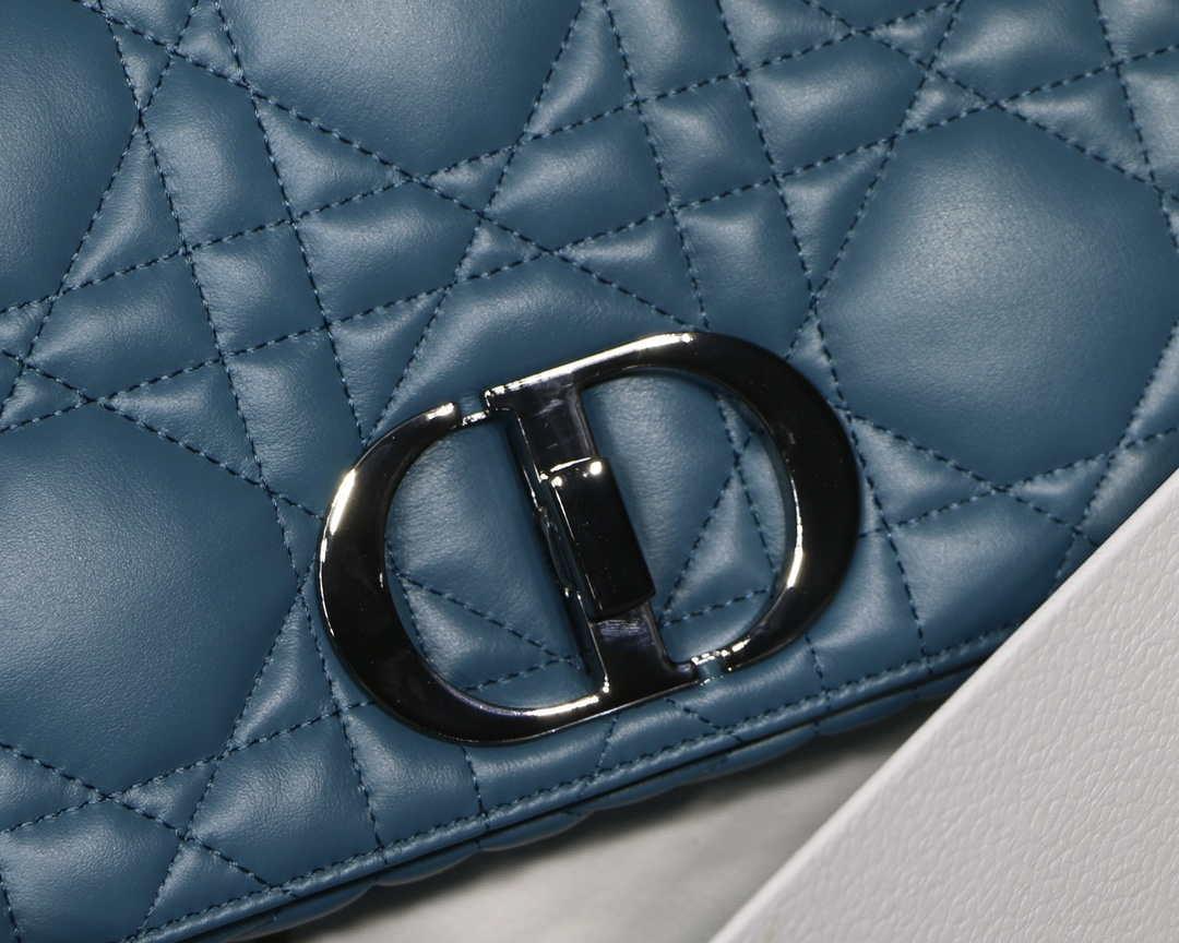 Dior M9243 Large Quilted Macrocannage Calfskin Blue
