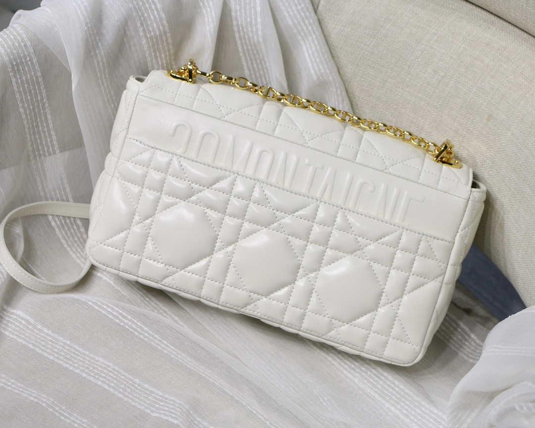 Dior M9243 Large Quilted Macrocannage Calfskin White with Gold Logo