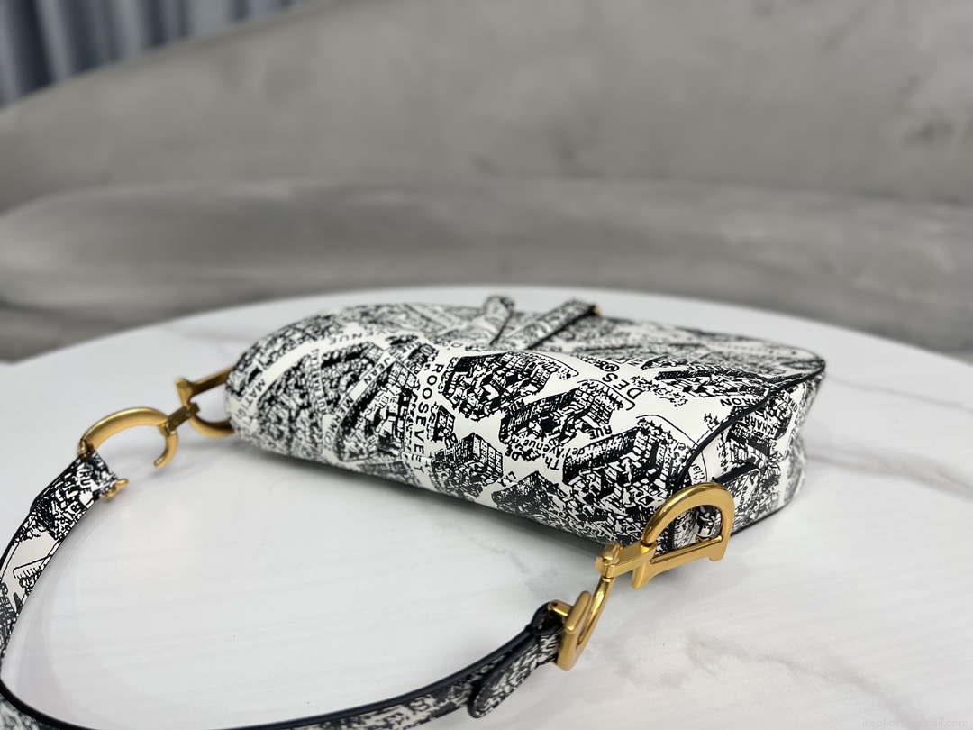 Dior M0455 Saddle Bag With Strap Ultramatte Calfskin White & Black