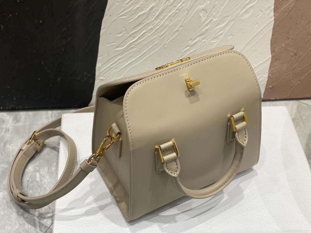 Dior M8671UBEQ_M900 Small Boston bag Beige box Calfskin