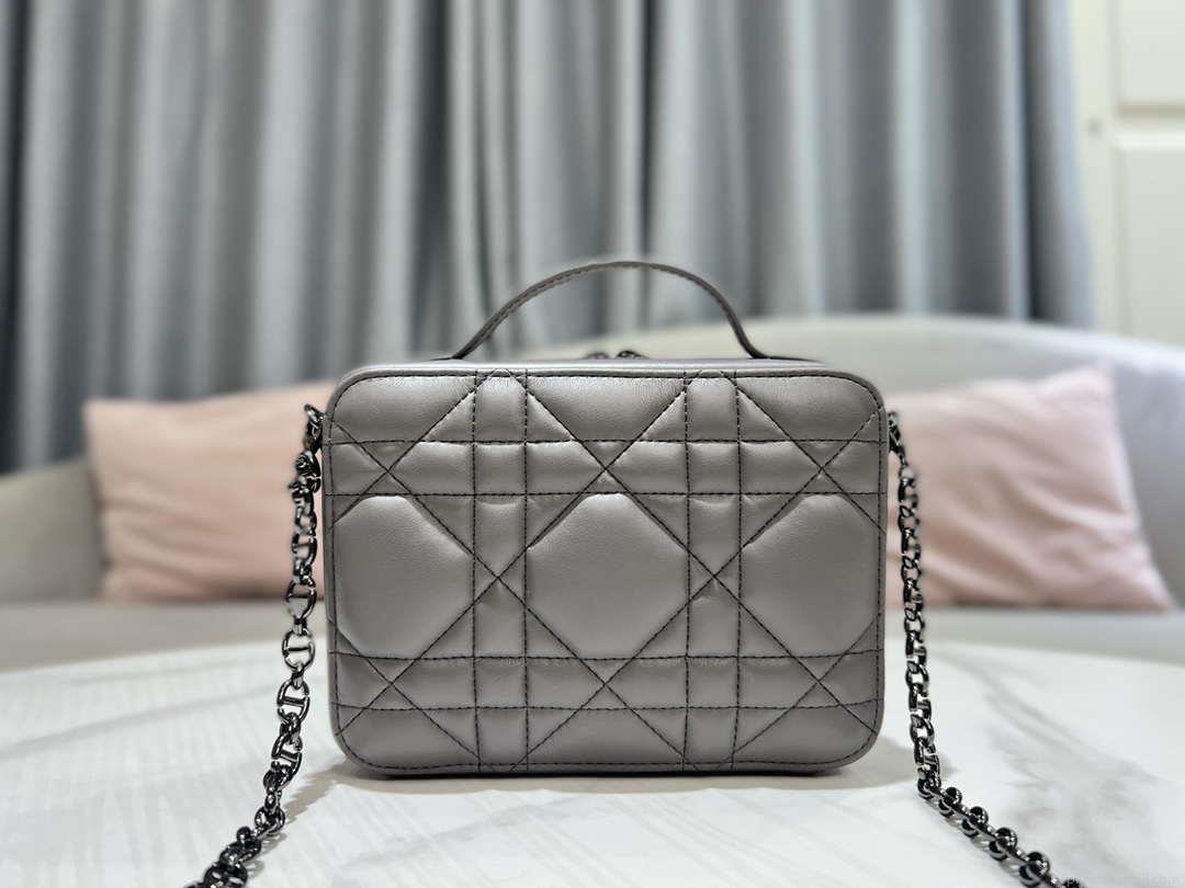Dior S5140 Caro Box Bag Gray Quilted Macrocannage Calfskin