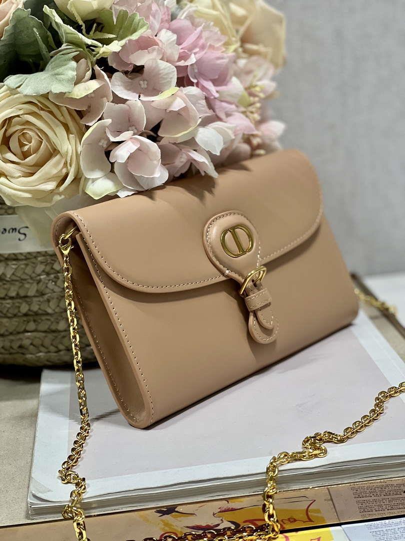 Dior S5703 Bobby EAST-WEST Pouch With Chain Caramel Beige Smooth Calfskin