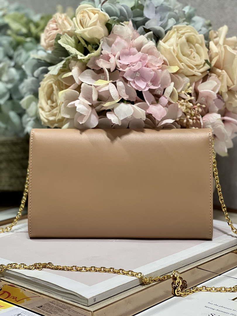 Dior S5703 Bobby EAST-WEST Pouch With Chain Caramel Beige Smooth Calfskin
