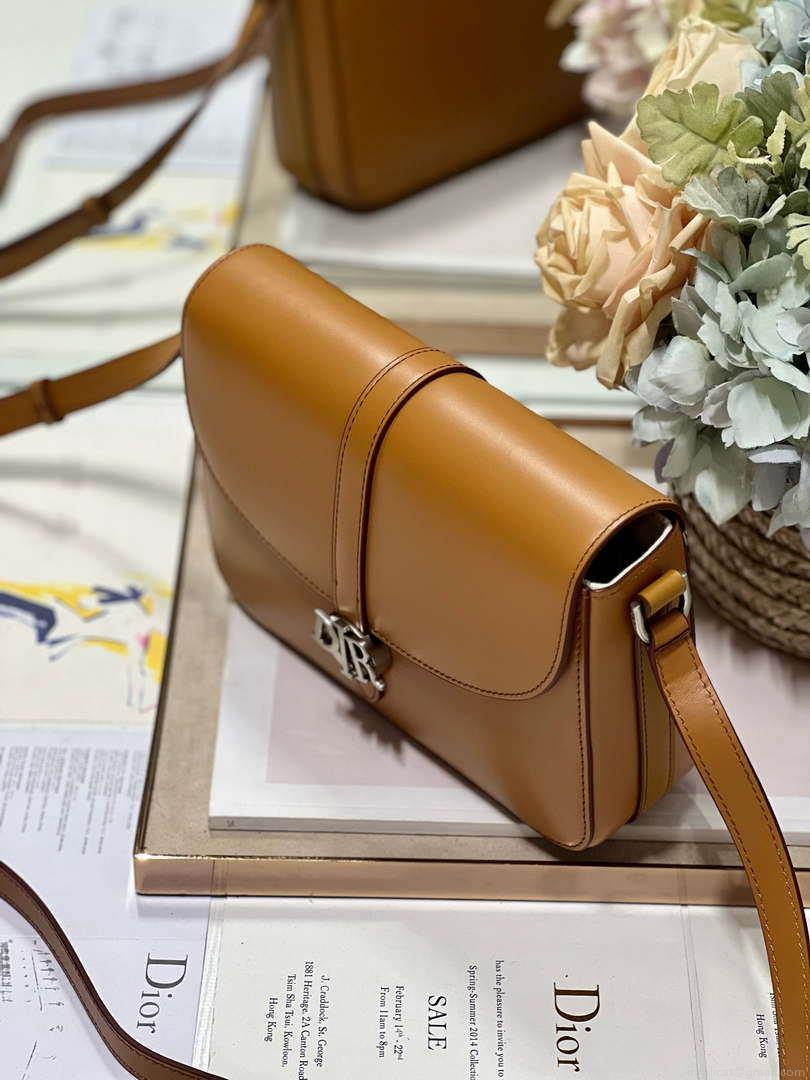 Dior M0051 Crossbody Men Bag Smooth Calfskin Brown