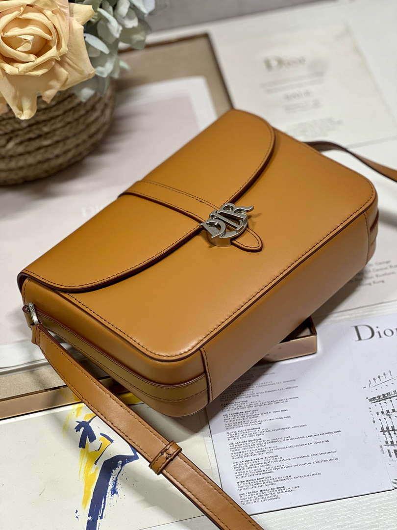 Dior M0051 Crossbody Men Bag Smooth Calfskin Brown