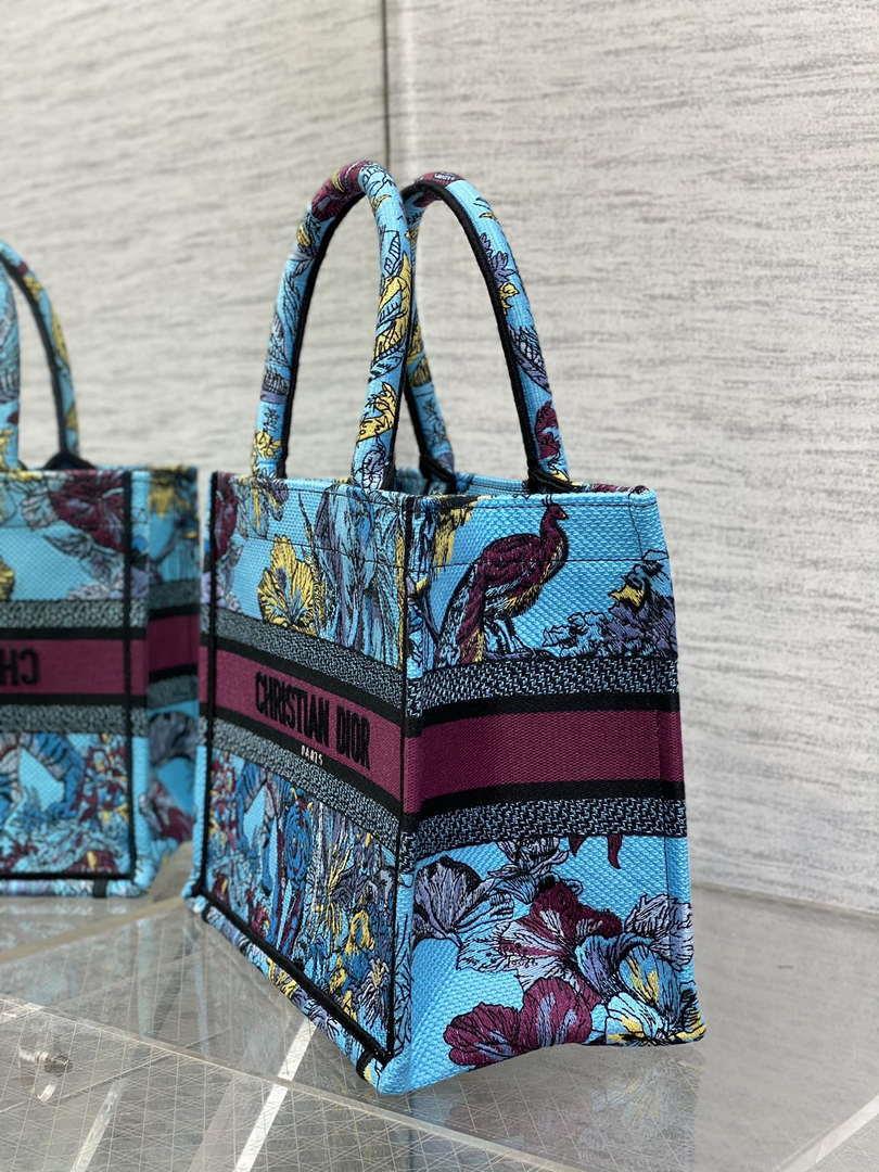 Dior M1265 Small Book Tote Toile de Jouy Sauvage Embroidery M9604