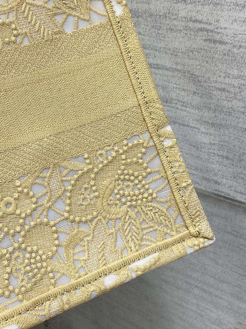 Dior M1265 Small Book Tote Embroidery with 3D Macramé Effect M9622
