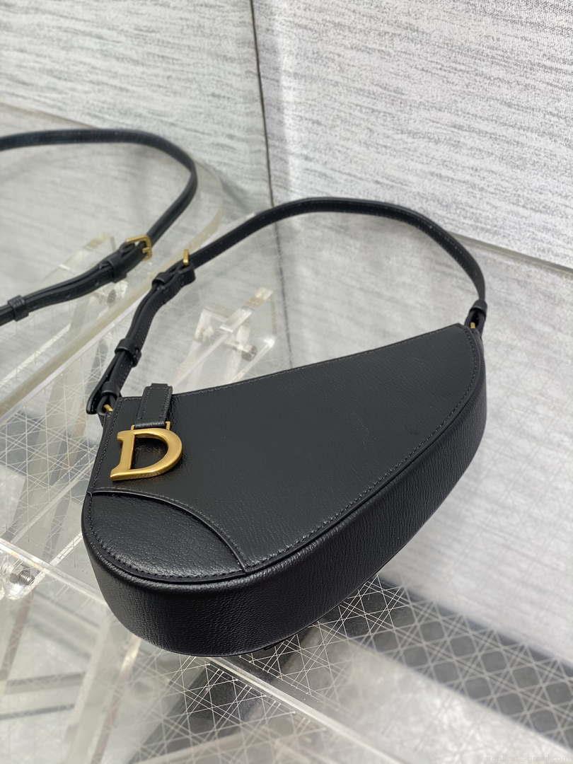Dior M05909 Saddle Shoulder Pouch Black Goatskin