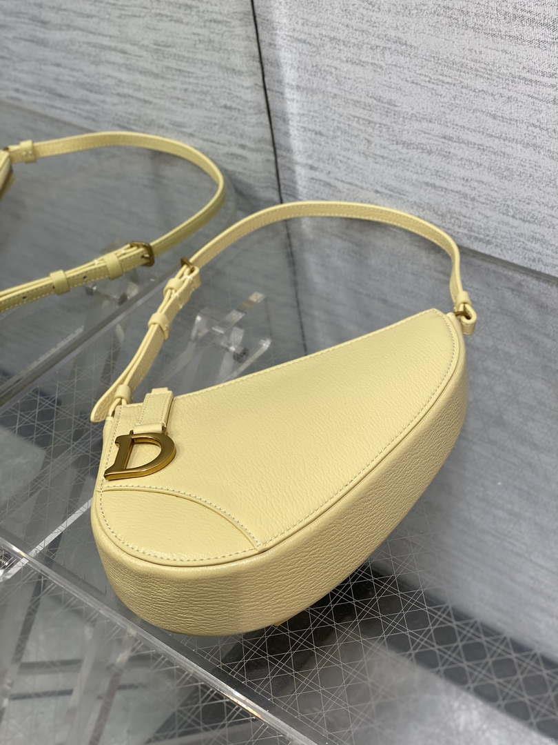 Dior M05909 Saddle Shoulder Pouch Pastel Yellow Goatskin