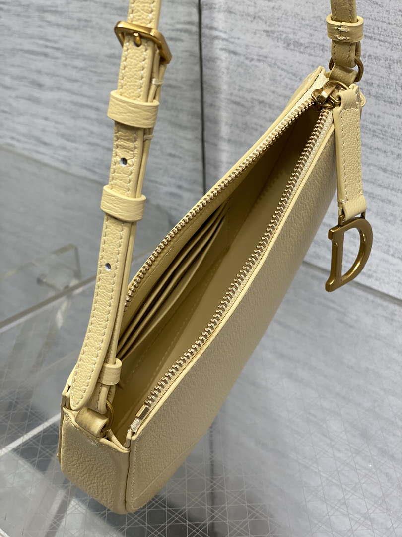 Dior M05909 Saddle Shoulder Pouch Pastel Yellow Goatskin