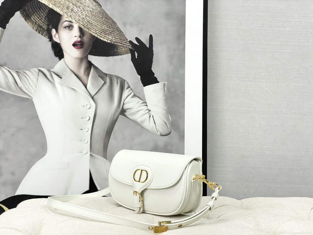 Dior M9327 dior Bobby bag East West White Box Calfskin