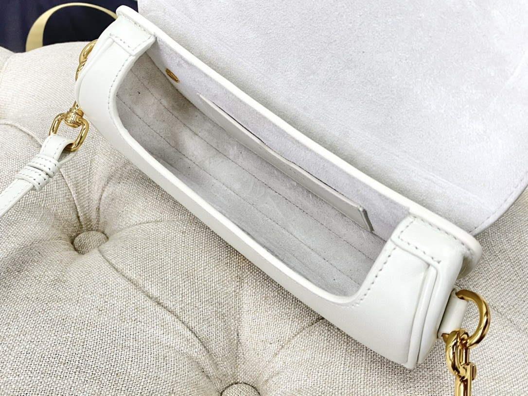 Dior M9327 dior Bobby bag East West White Box Calfskin