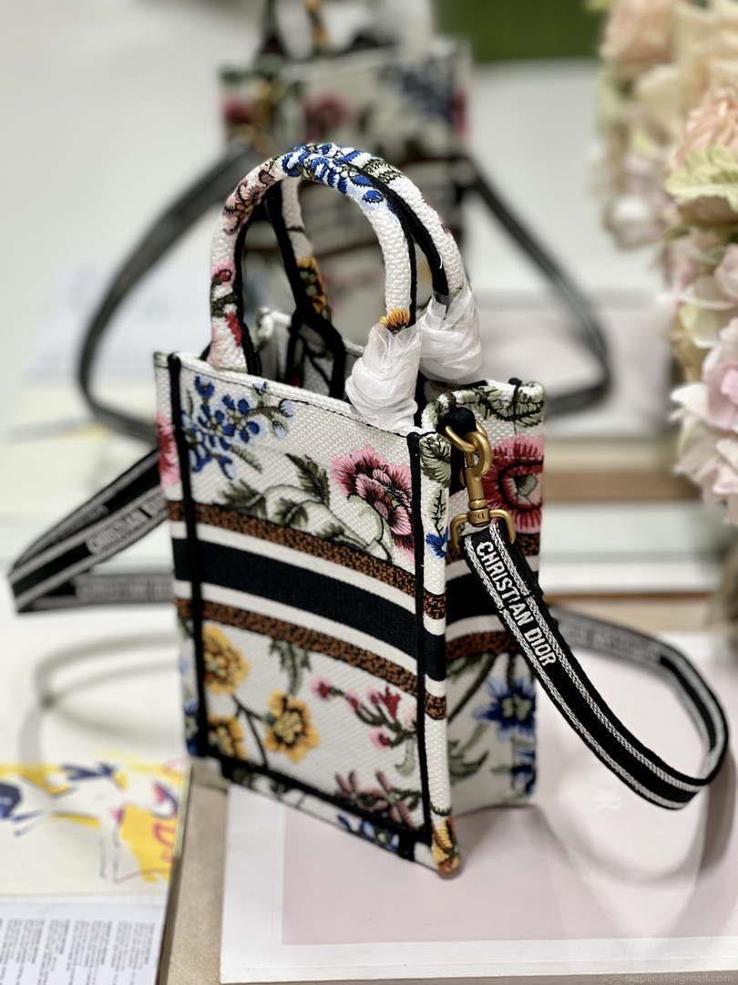 Dior S5555 Mini Dior Book Tote Phone Bag White multicolor embroidery S1101