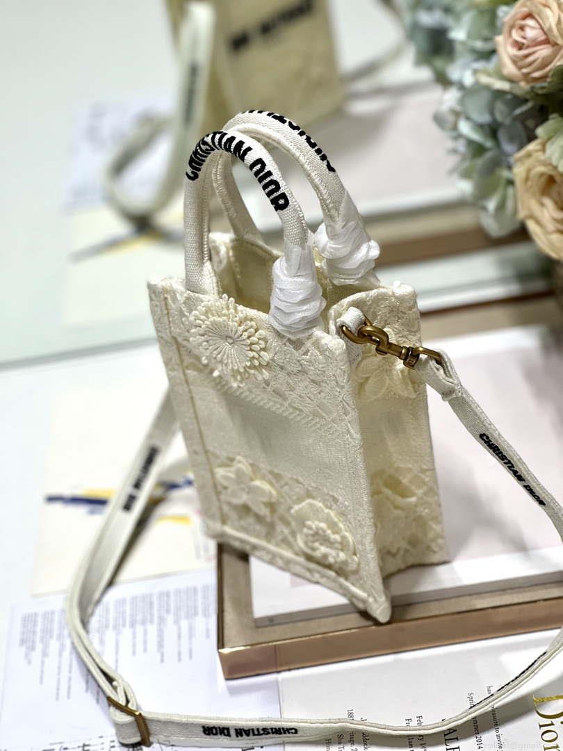 Dior S5555 Mini Dior Book Tote Phone Bag Biege lace flowers S1109