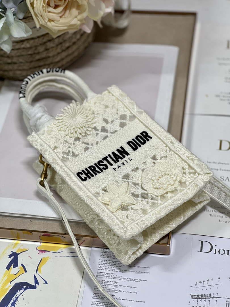 Dior S5555 Mini Dior Book Tote Phone Bag Biege lace flowers S1109