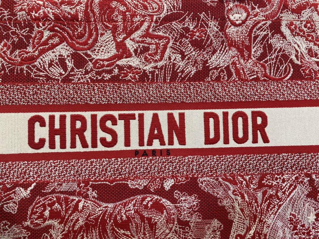 Dior Book Tote M1296 Medium Toile de Jouy Embroidery M0081